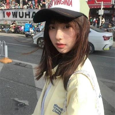 向下扭曲